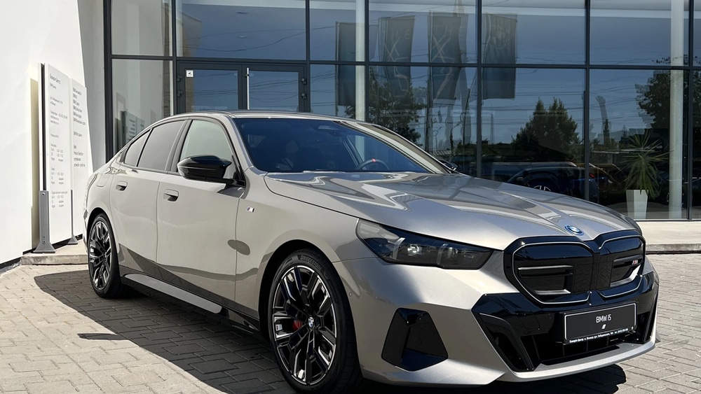 BMW i5 Sedan G60 — фото к разделу