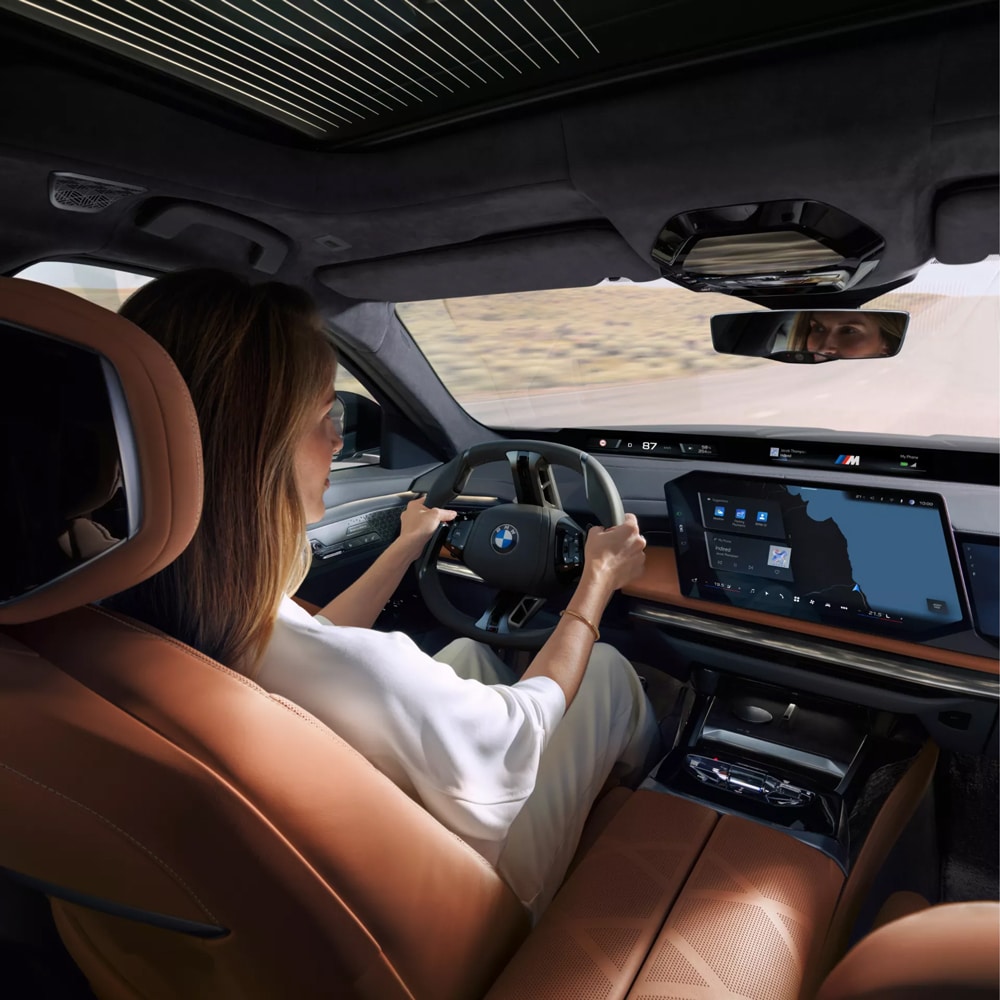 BMW i7 G70 LCI — фото к разделу