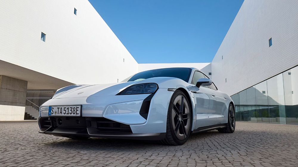 Porsche Taycan Sedan — фото к разделу