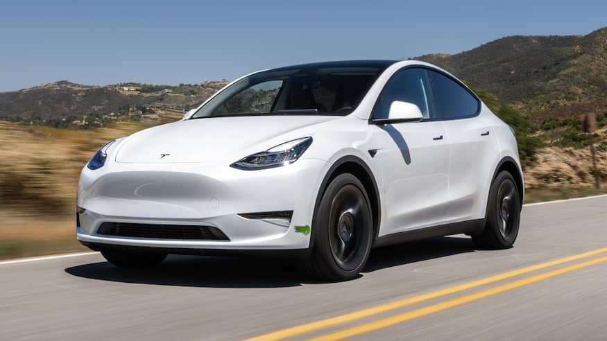 Tesla Model Y — фото до розділу