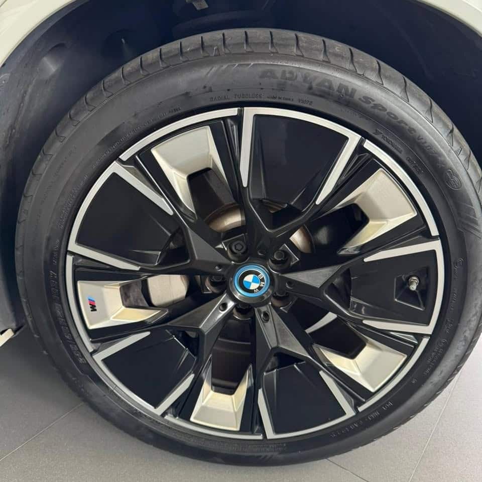bmw-ix3-g08-exterior-11