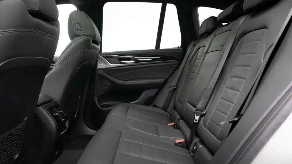bmw-ix3-g08-interior-1