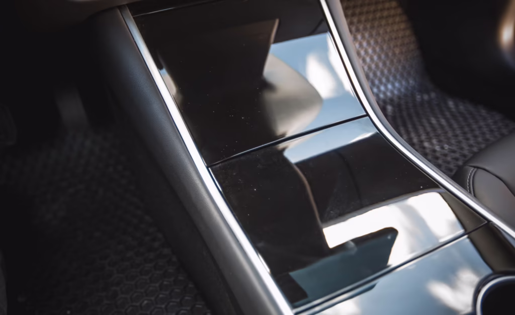 tesla-model-3-interior-10
