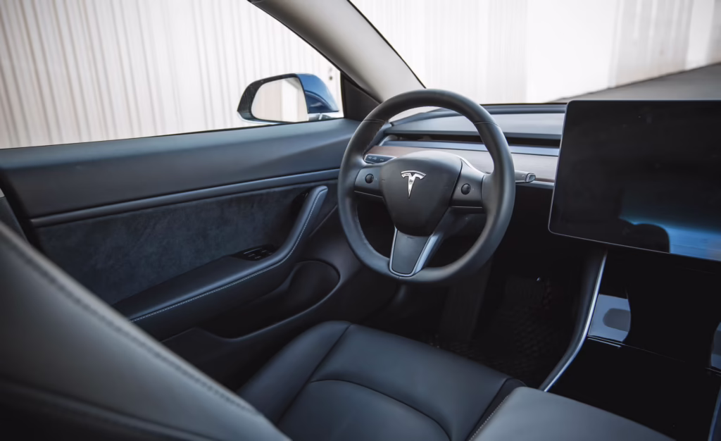tesla-model-3-interior-2