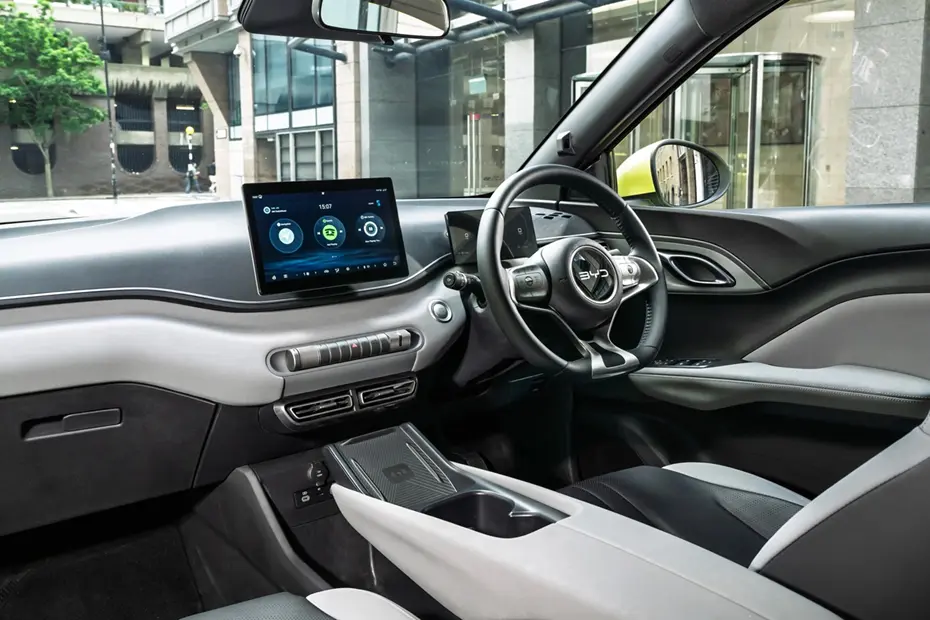 byd-dolphin-surf-interior-2