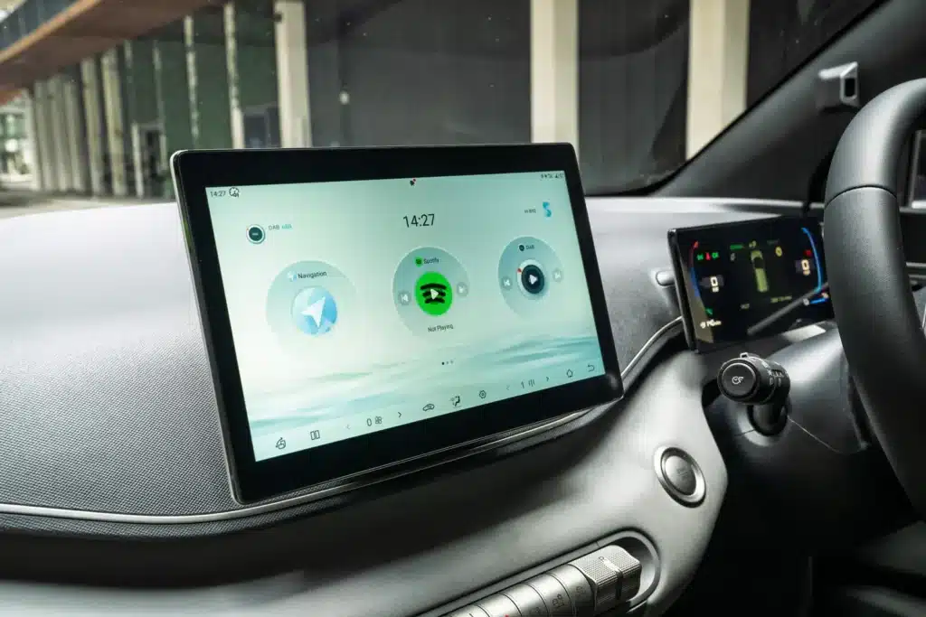 byd-dolphin-surf-interior-6